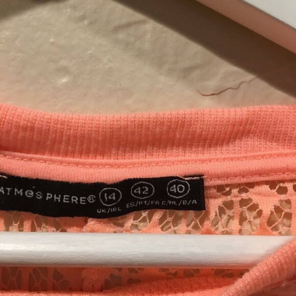 Atmosphere crochet coral top lightweight - Picture 4 of 5